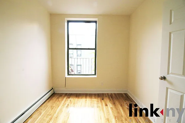 Rented by Link NY Realty | media 7