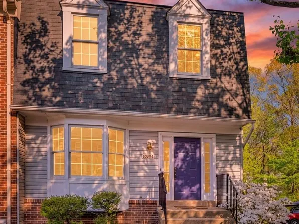 8084 Whitlers Creek Ct, Springfield, VA 22152