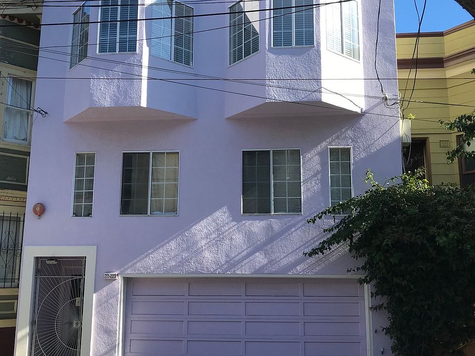 1st image of 221 Lexington St