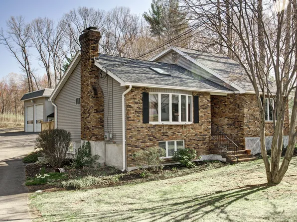 376 Pleasant Valley Rd, South Windsor, CT 06074