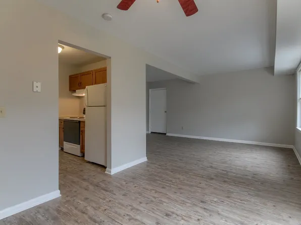 555 Allison Drive, 555 Allison Dr APT 14, Hummelstown, PA 17036