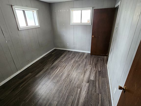 5th image of 712 6th Ave