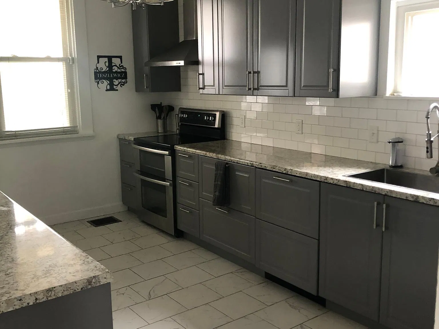 3627 Edwards Rd — Photo 3