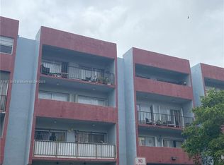 6070 W 19th Ave APT 315, Hialeah, FL 33012