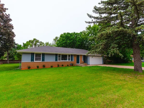7609 Myers Ave N, Brooklyn Park, MN 55428