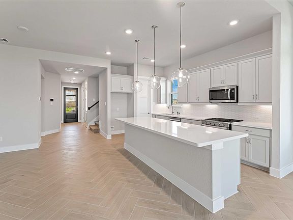 6th image of this home