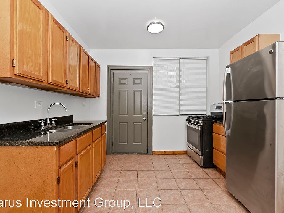 1st image of 3009 W 61st St #1