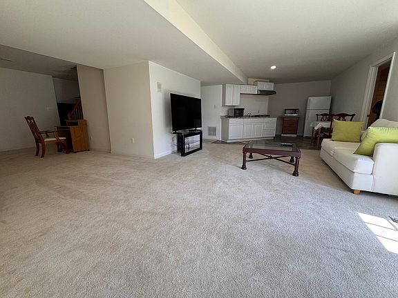 4th image of 17754 Avenel Ln #Basement