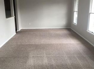 394 Burdock Ct, Three Bridges, NJ 08887