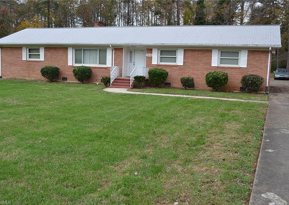 1st image of 1906 Circleview Dr
