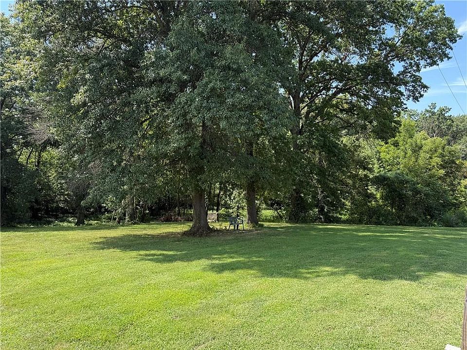 1st image of 13 Virginia St