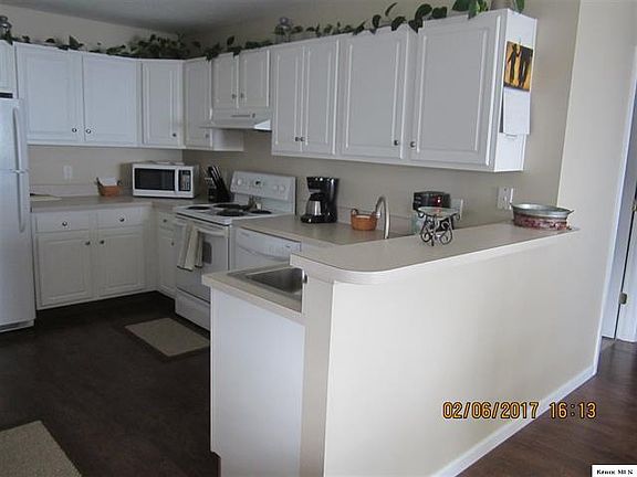 4th image of 61 Highmeadow Dr