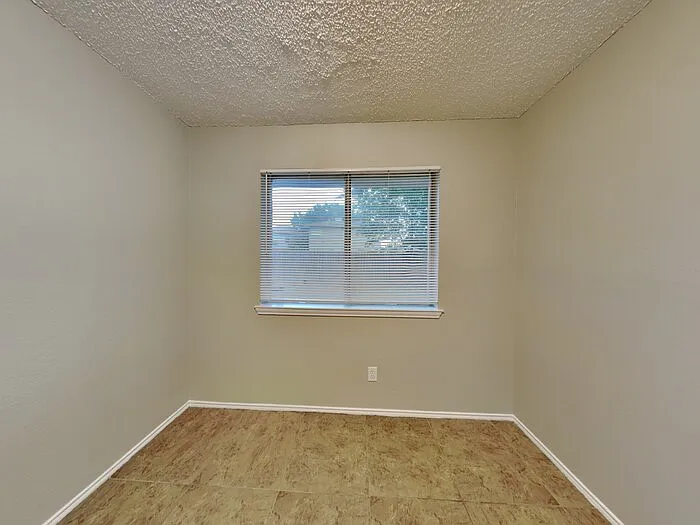 3104 Stonewall Ln — Photo 11