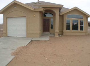 520 Valle Negro Dr, Socorro, TX 79927