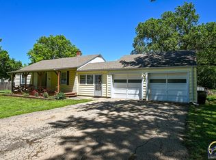 606 Elm St, Overbrook, KS 66524