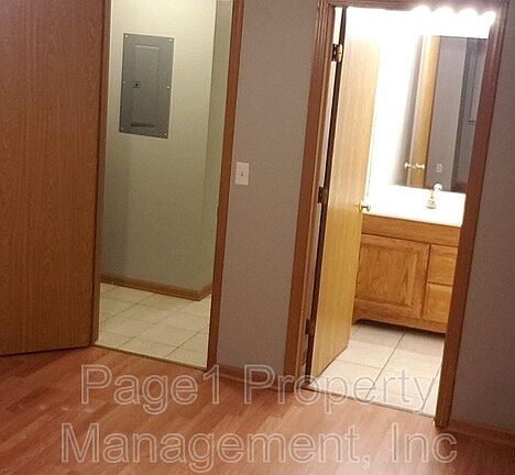 2nd image of 1040 Minns Dr #A