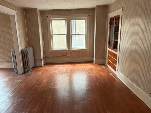 (undisclosed Address), Worcester, MA 01603