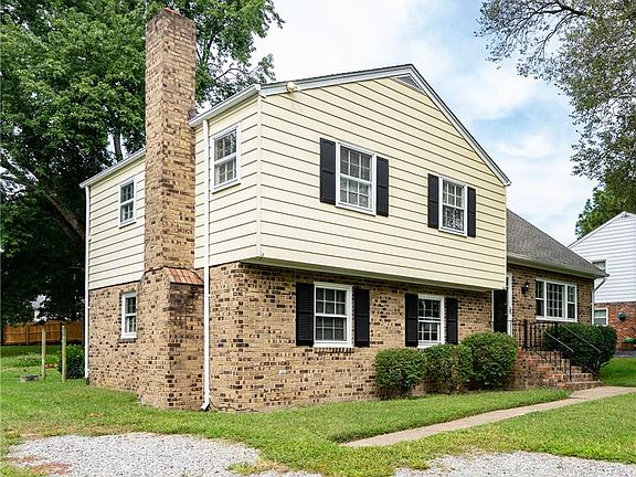 2nd image of 7812 Wistar Village Dr