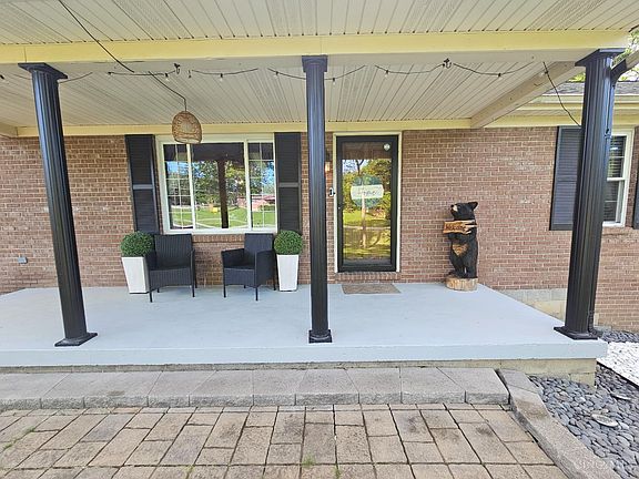 3rd image of 5057 Sanro Dr