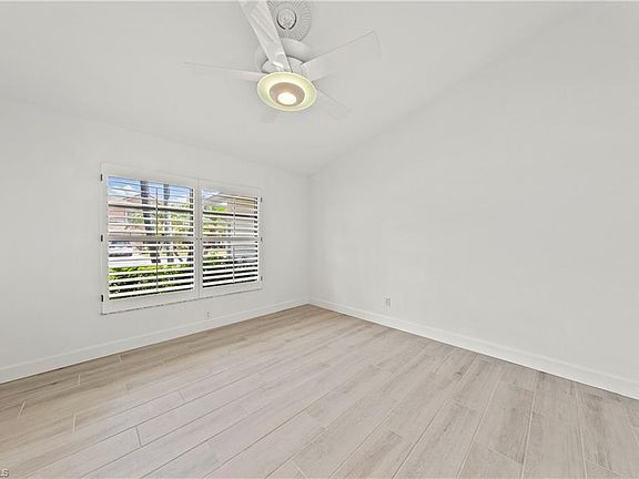 3rd image of 16 Falconwood Ct