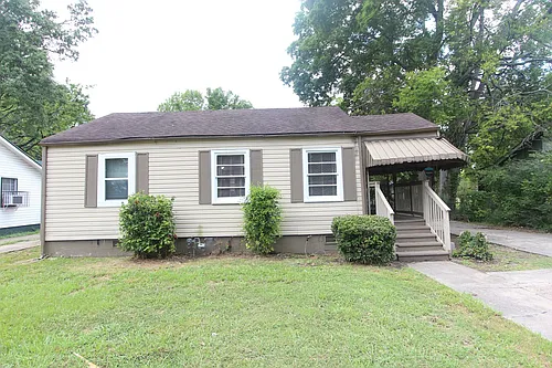 224 69th Pl N Photo 1