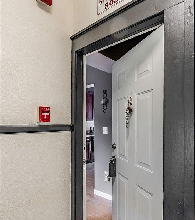 1st image of 2315 Harney St APT 303