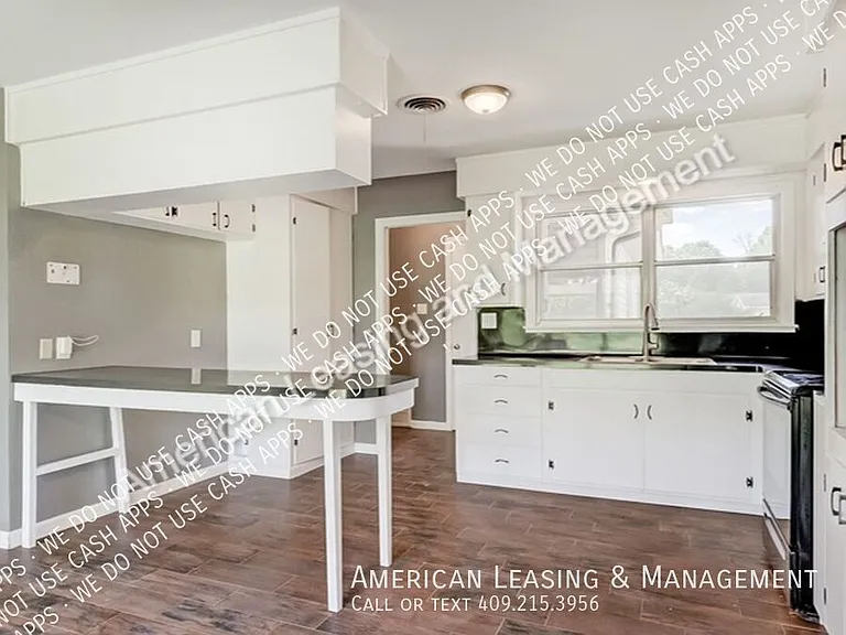 180 Sparrow Way — Photo 12