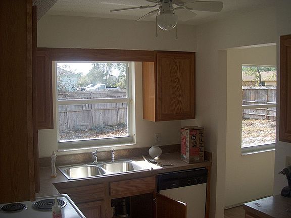 5th image of 3201 Mandeville St