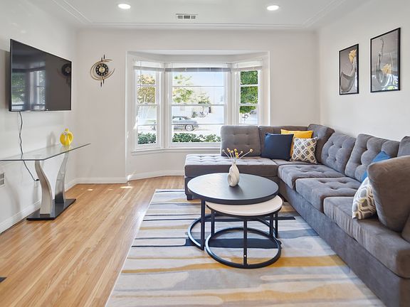 3rd image of 311 Irving Ave