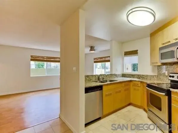 7425 Charmant Dr, San Diego, CA