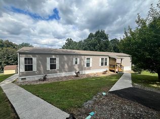 30 Cradle Ln, Rustburg, VA 24588