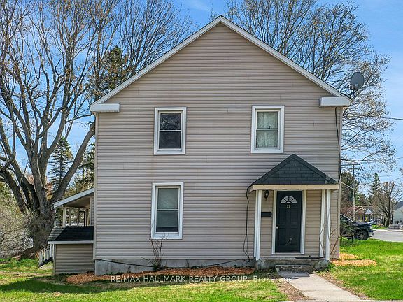2nd image of 20 Brock St S