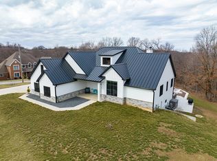 684 Jonathan Rd, Hannibal, MO 63401