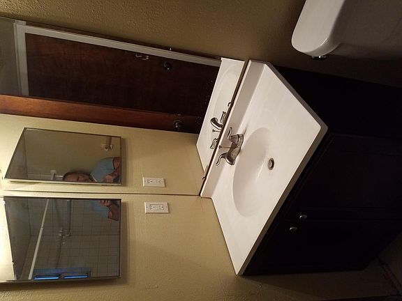 4th image of 537 Lime St APT A