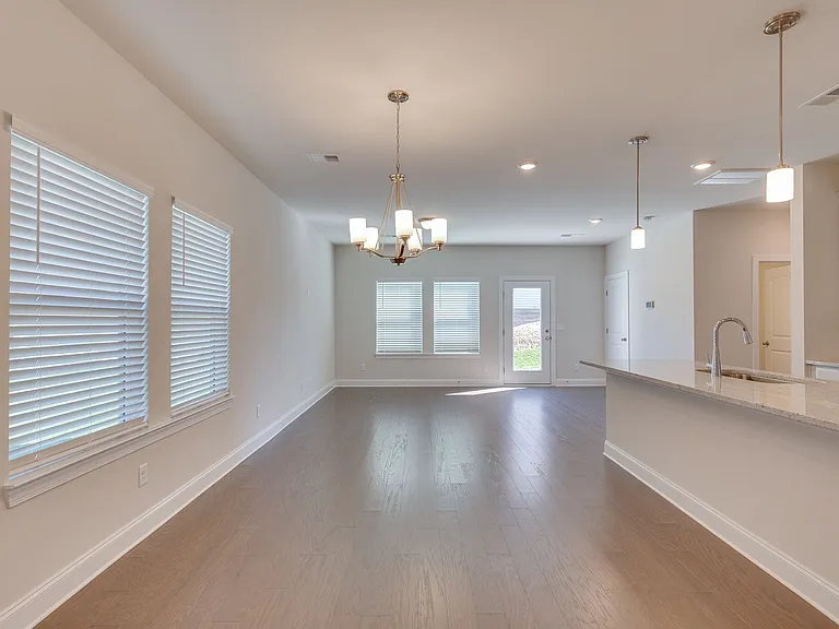 1006 McKee Ct — Photo 13