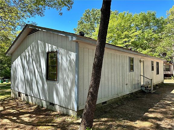 2nd image of 8360 Woodland Ct