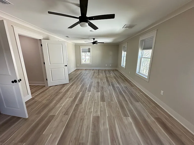 99 Devlieg Ave — Photo 16