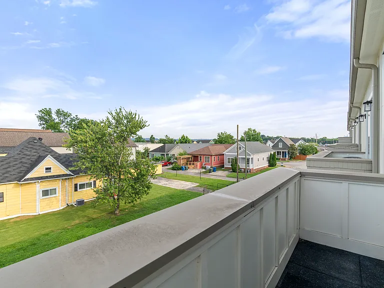 1705 Adams St — Photo 13