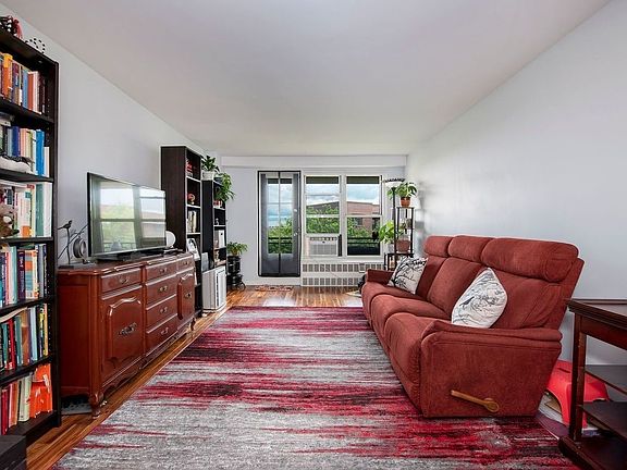 3rd image of 35-50 85th St APT 9H