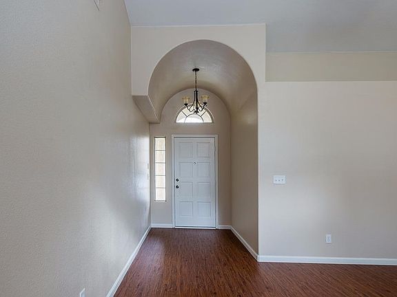2nd image of 9547 N Congress Ave
