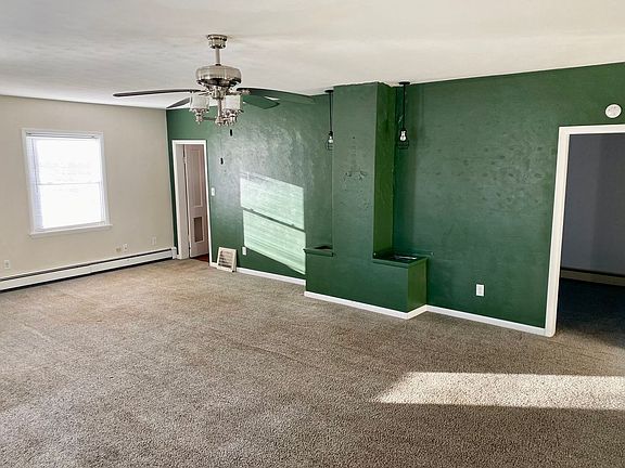 3rd image of 3045 W Broadway