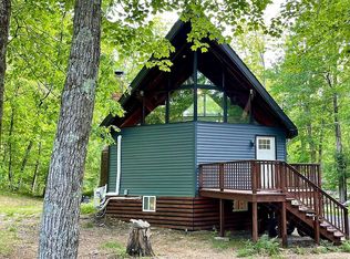 236 Bromley Rd, Henryville, PA 18332