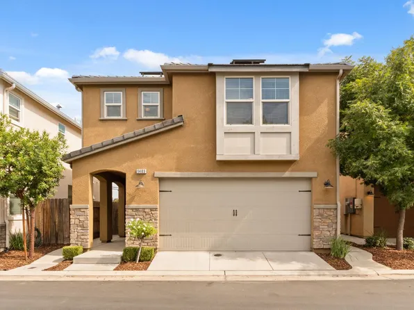 1403 Joy Dr, Clovis, CA 93619