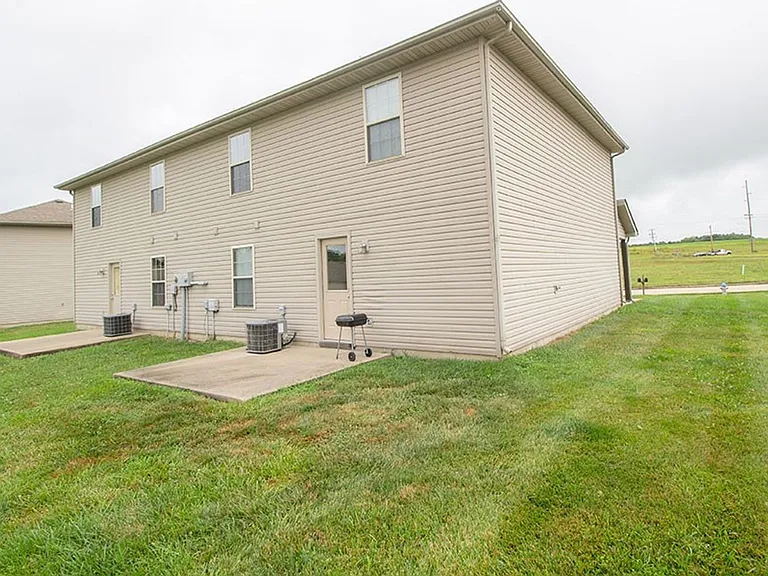 214 Arctic Wolf Ct — Photo 32