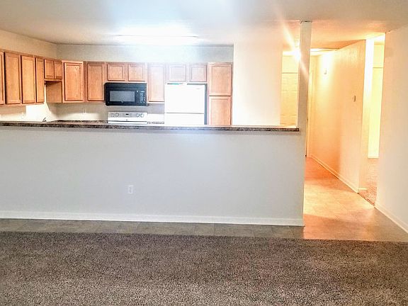 3rd image of 20901 Hartsburg Ln #A