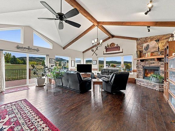 5th image of 1817 Country Oaks Ln