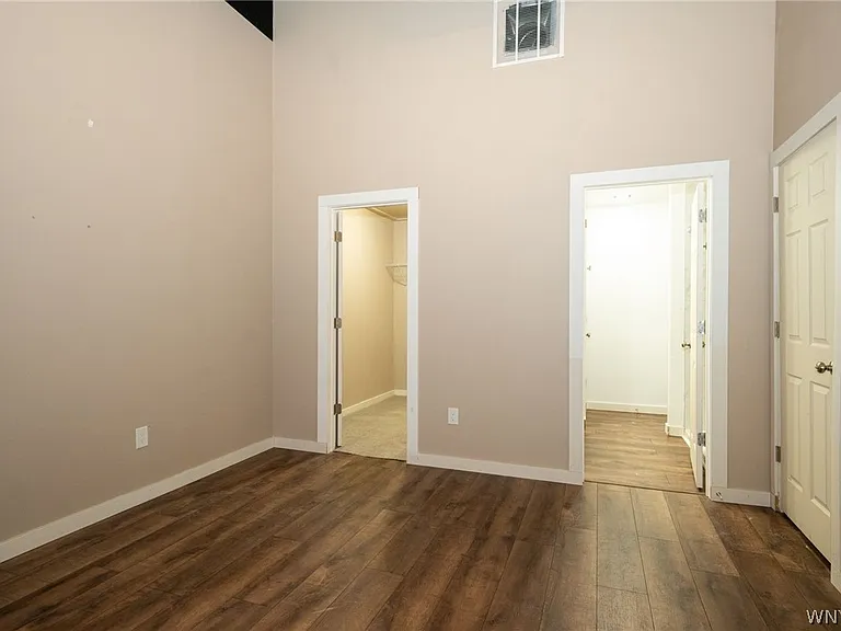2335 Main St — Photo 18