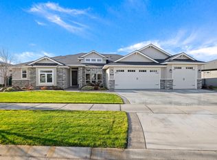 845 S Lake Pointe Way, Eagle, ID 83616