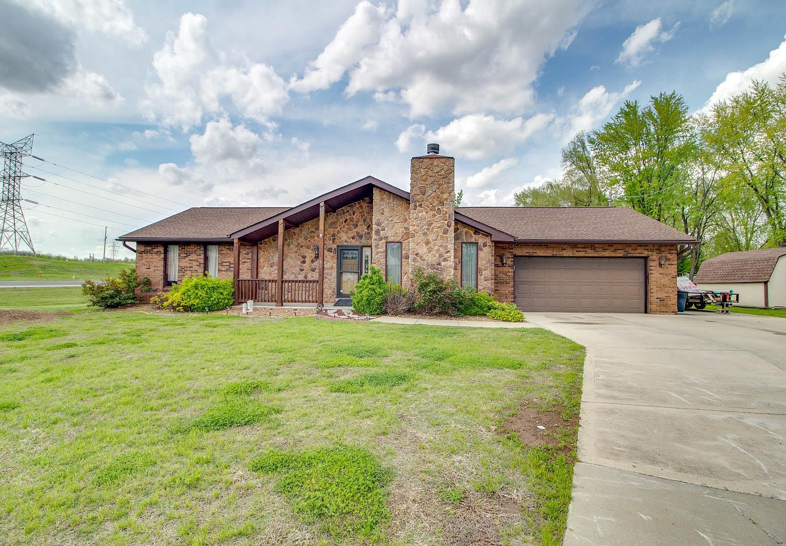 138 Donna Dr, Hartford, IL 62048 Zillow