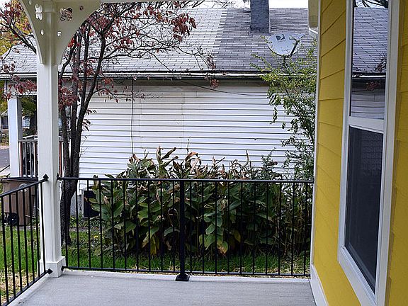 2nd image of 1742 NW Connecticut Ave